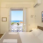 Lungomare ホテル リド・ディ・カマイオーレ