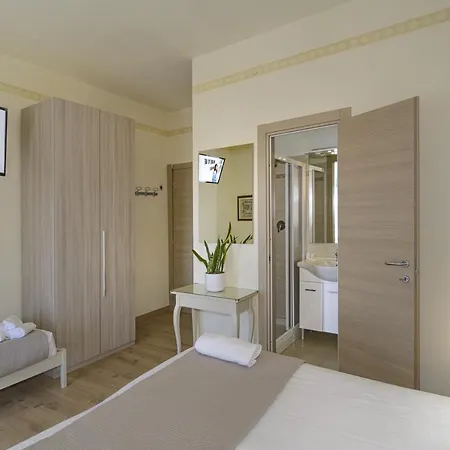 Hotel Lungomare 3*