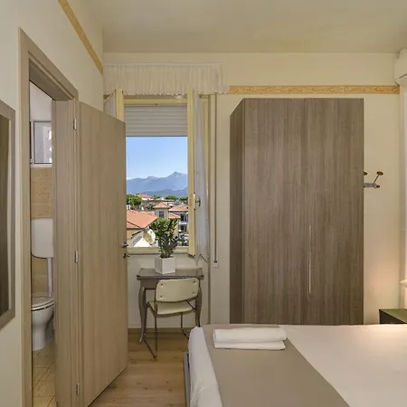 Hotell Lungomare Lido di Camaiore
