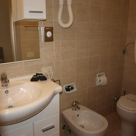 Hotel Lungomare Lido di Camaiore